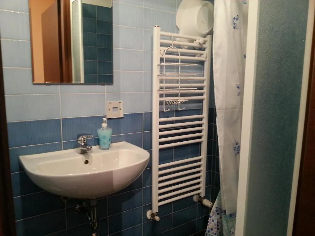 Guest house Affittacamere Andronaco Milan